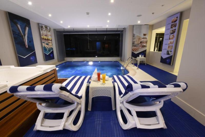 فندق الماسة الزرقاء جدة Blue Diamond Hotel Cidde Dış mekan fotoğraf